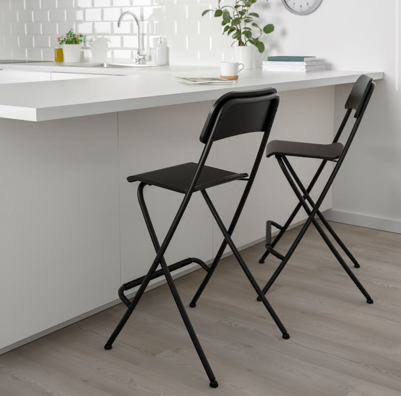 Pair of Black Bar stools with backrest, foldable, counter height