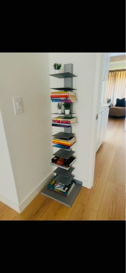 Heavy-Duty Metal Bookshelf / Display Shelf