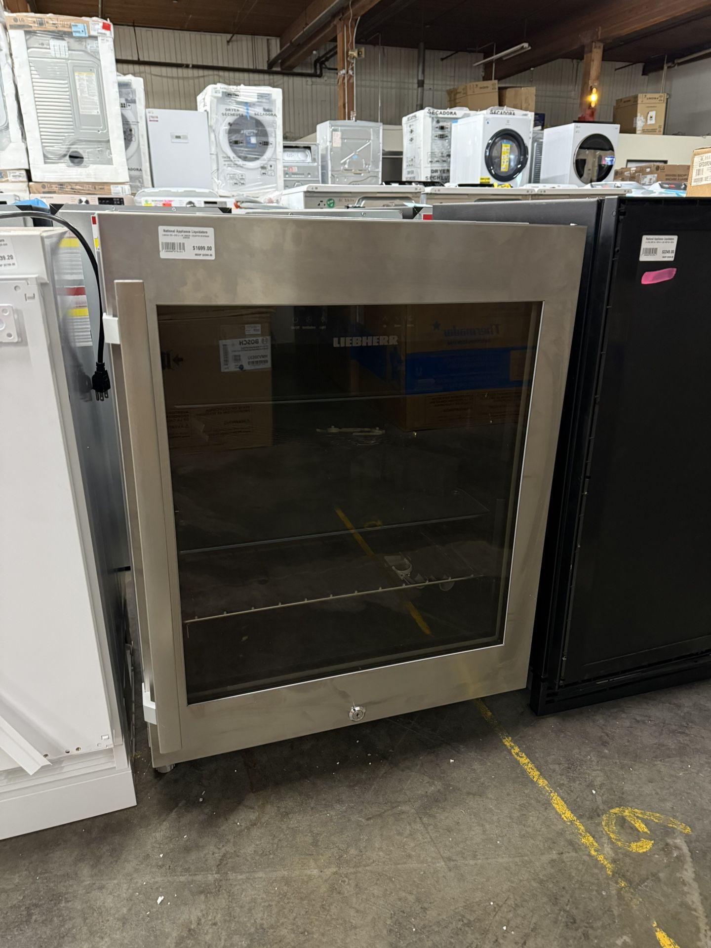 Liebherr 24in Under Counter Beverage Center