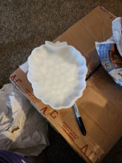 Vintage HAZEL ATLAS Milkglass Dish