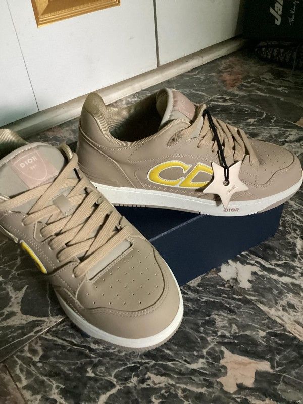 New Designer Shoes With Box 