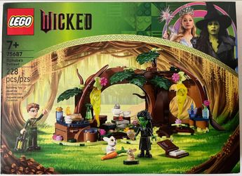 LEGO Wicked: Elphaba's Retreat (75687)