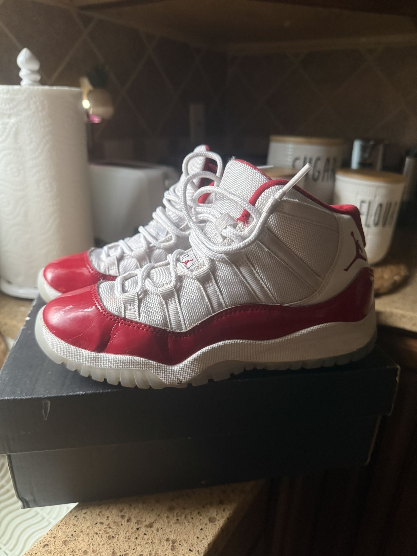 Jordan’s 11 Cherry Size 3Y
