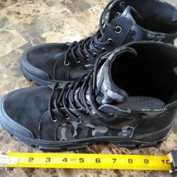 boots brand new never worn