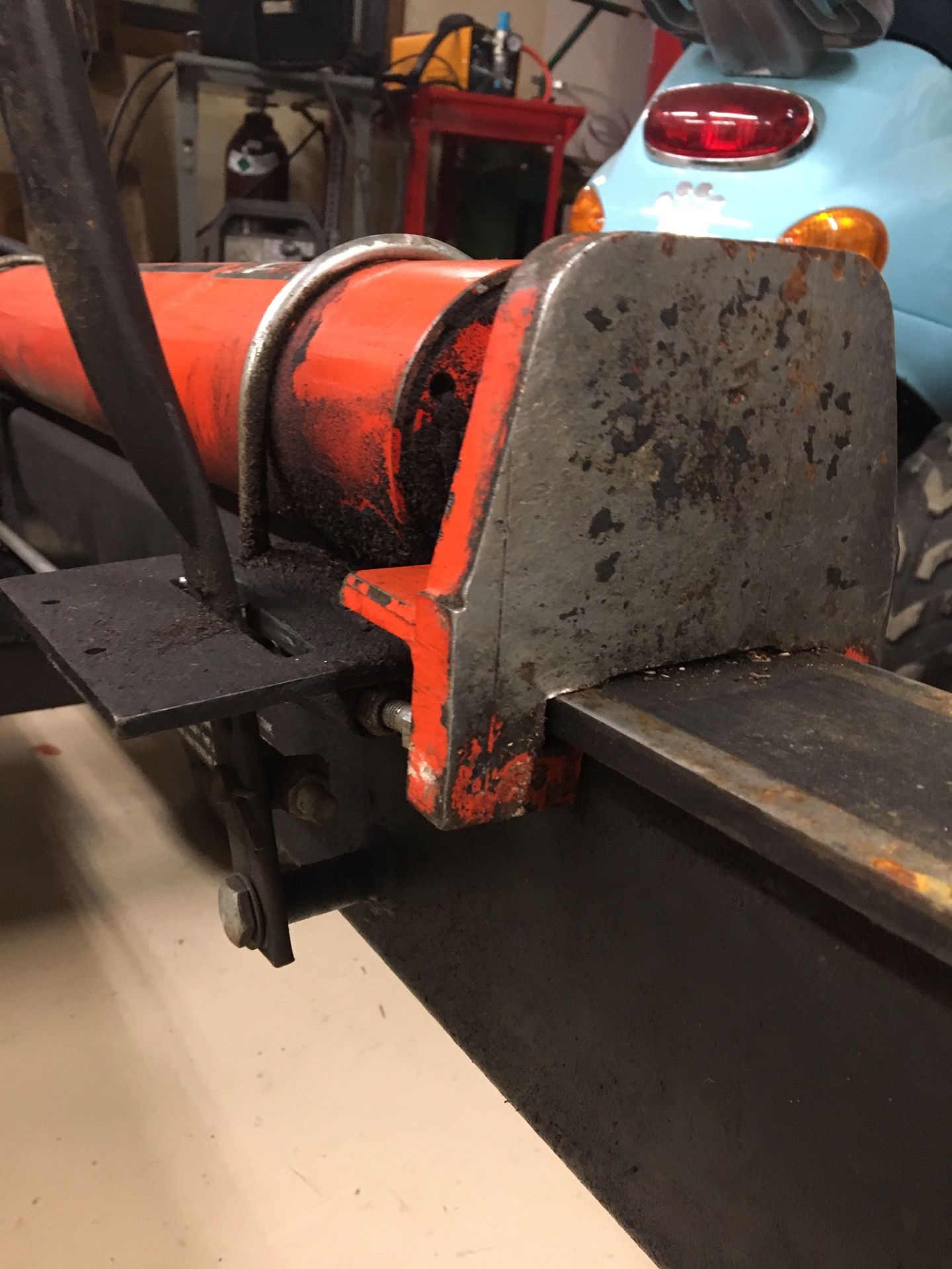 Nice portable log splitter