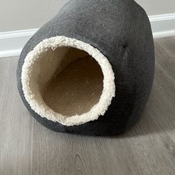 Cat bed