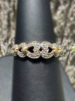 Jewelry 10k solid yellow gold  triple heart ring size 8.25