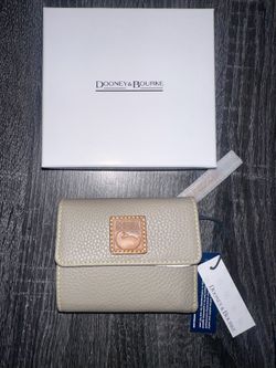 Dooney & Bourke Small Pebble Grain Wallet Taupe