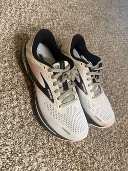 Brooks Adrenaline GTS Running Shoes