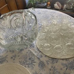 8 X 12  Vintage Punch Bowl With 18 Cups