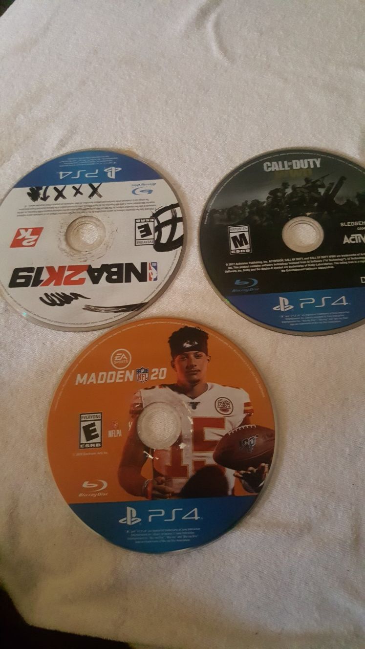 Madden 20 NBA 2k19 COD WW2 and BLACKOPS4 4TB HARDRIVE