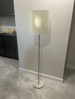 Floor lamp
