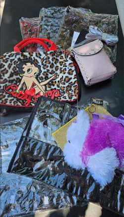 Lot of 8 bag