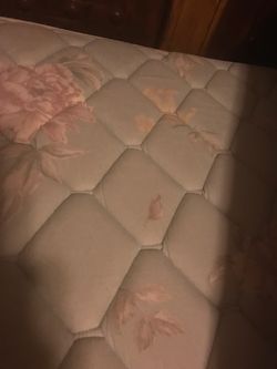 King pillow top mattress and box spring !memory foam topper and mattress pad