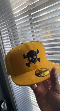 Supreme skull fitted era cap// I Have Receipts And Proof Of Purchase To Ensure It's Legit.
