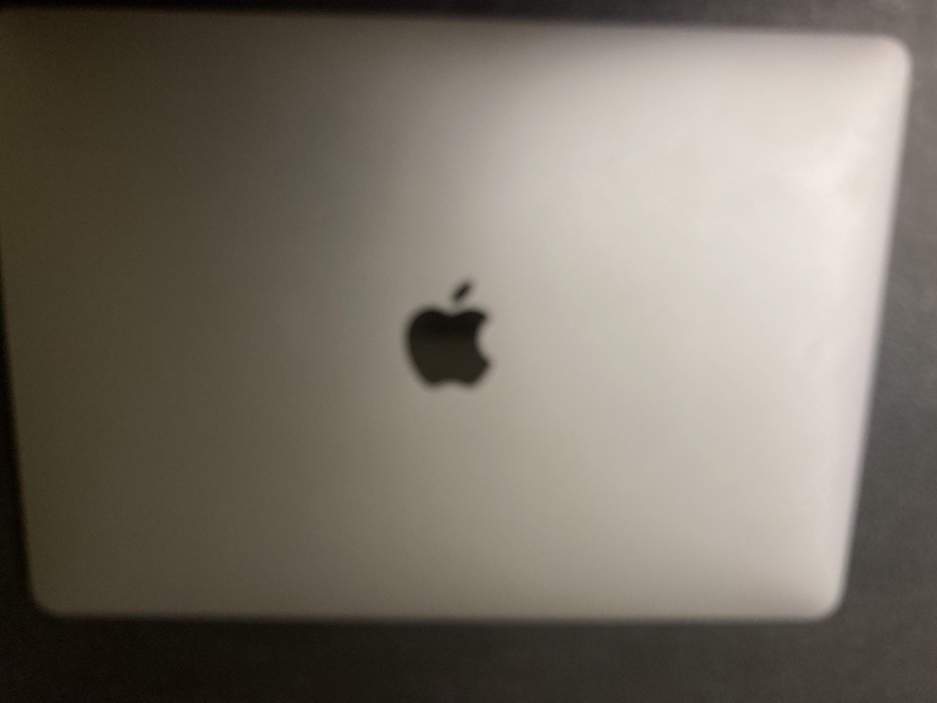 MacBook Air 13 Inch 2020 M1 16GB 512GB