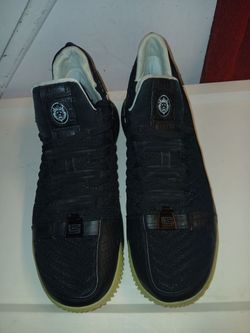 Nike LeBron Sneakers Black Gum Sole