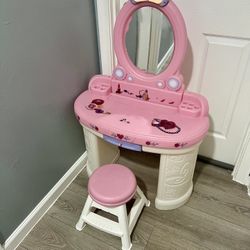 Girls Vanity 💄
