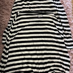 2 Itzy Ritzy 4 In 1 Nursing Cover
