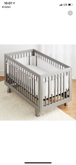 Breathable Baby Mesh Crib Liner in White