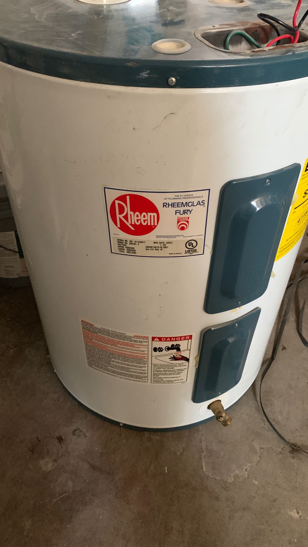 Rheem water heater 38g
