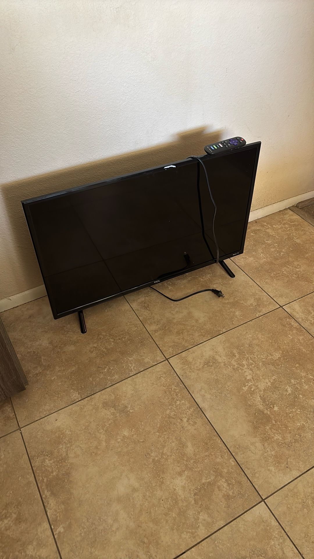 Estate Sale - Roku Tv