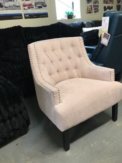 Pink comfort chair
