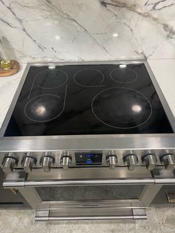 Frigidaire professional stove