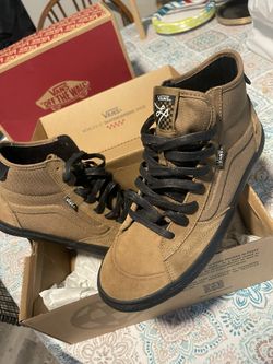 Vans “The Lizzie”