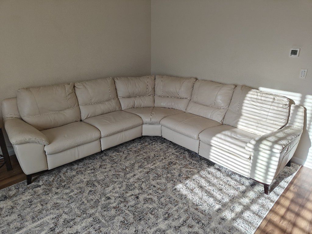 Cream / White Leather Sectional Couch / Sofa From Macys