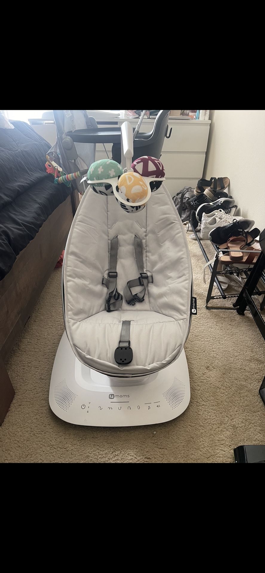 mamaRoo® multi-motion baby swing®