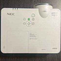 NEC NP-ME403U projector 