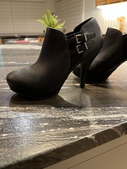 Black Heels Size 6