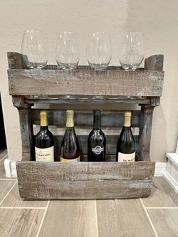 Rustic Pallet Wine Rack
