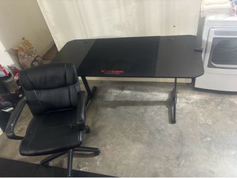 Large Gaming desk & Office Chair
