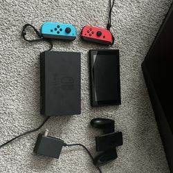 Nintendo Switch 