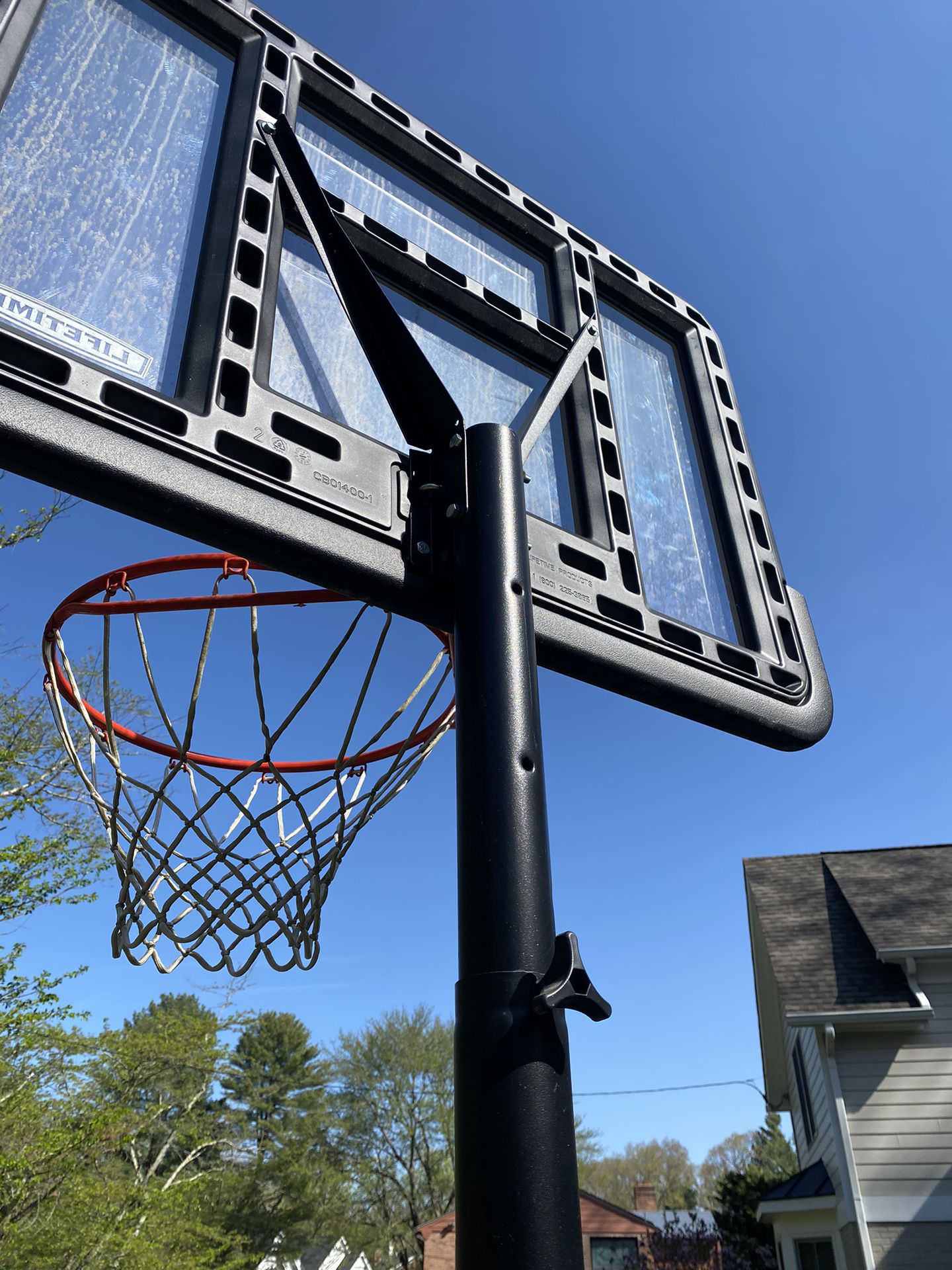 Lifetime Basketball Hoop 50” Portable
