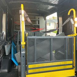 Ricon Wheelchair Lift Installed – Fully Working – Heavy Duty