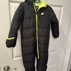 Nike Snow Suit 