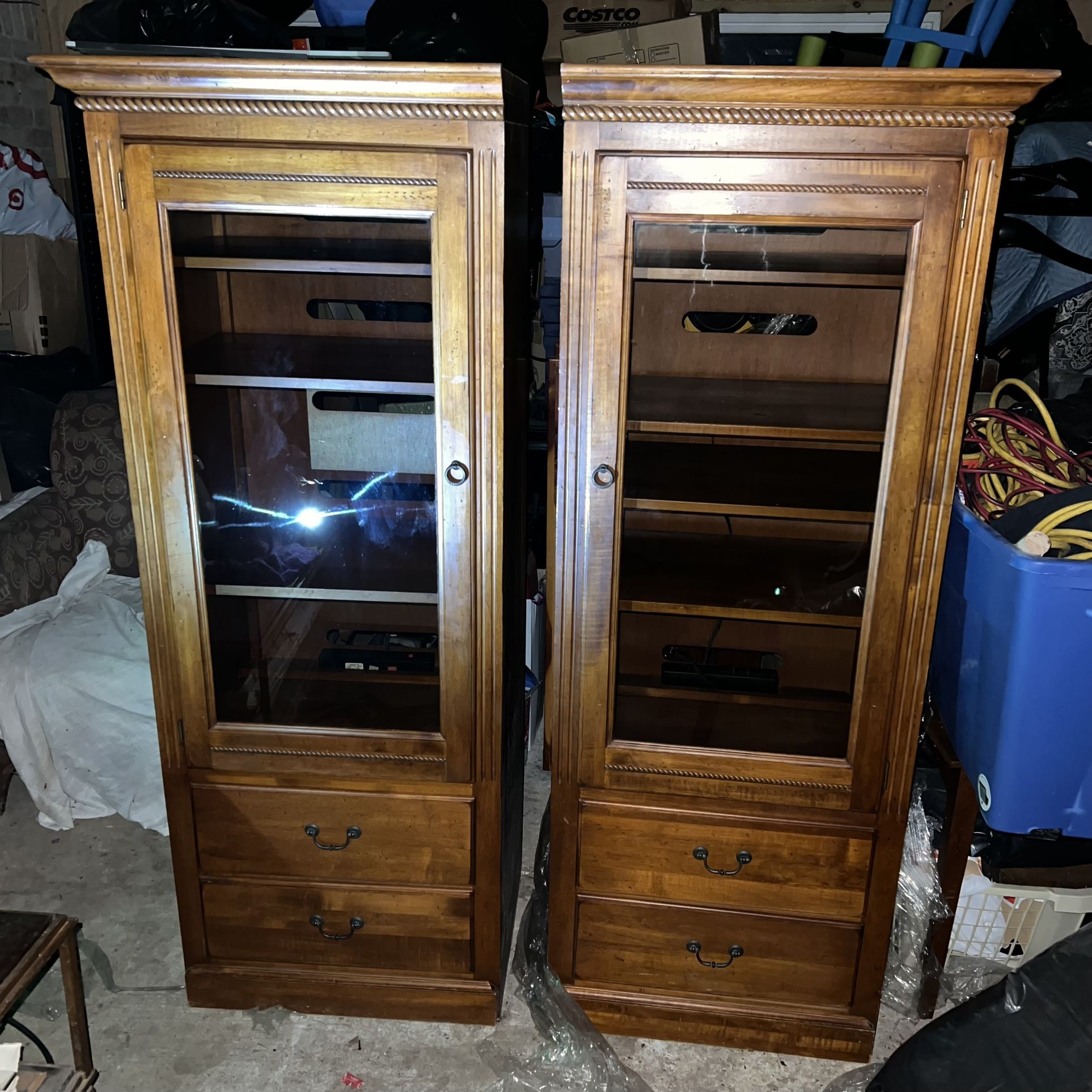 Twin Entertaining Center Glass Shelfs