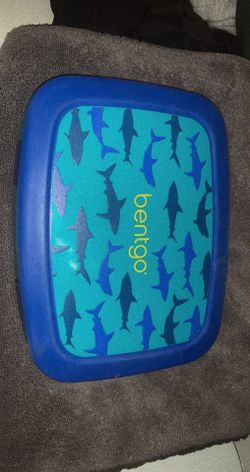 Kids Bentgo Blue Sharks