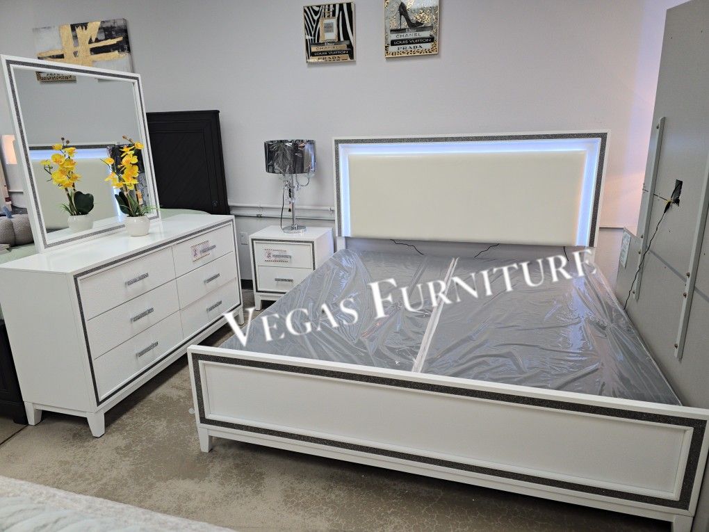King-Bedroom-Set-4pc ✅ Delivery available ✅ Financing Options Available!✔️✨️No Credit Needed✔️✨️$0 Or $50 Down Payment✨️