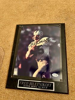 Fred Biletnikoff Signed Raiders Plaque - SB XI MVP, JSA