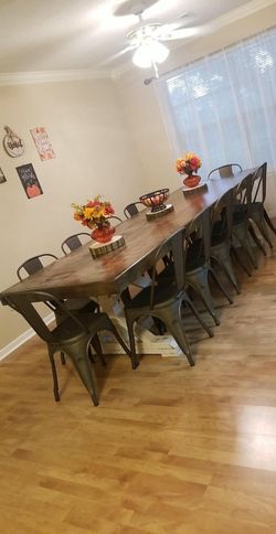 Dining farmhouse table
