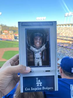 Freddie Freeman 18th inning homer bobblehead