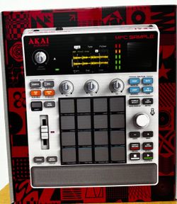 Akai  Mpc sample standalone sampler