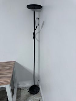 Floor lamp