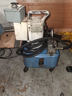 Owatonna 20 amp Electric Hydraulic Pump