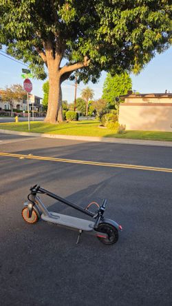 electric scooter