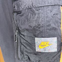 Nike Cargo Pants Men’s Cargos Activewear Street 